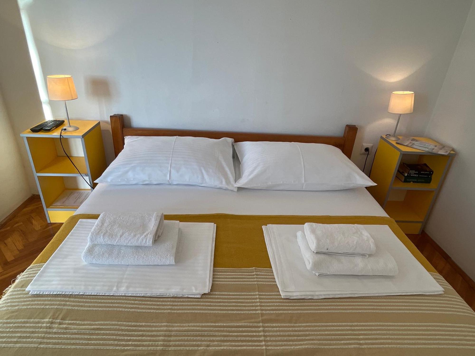 Apartmani Ivan Trogir Ngoại thất bức ảnh